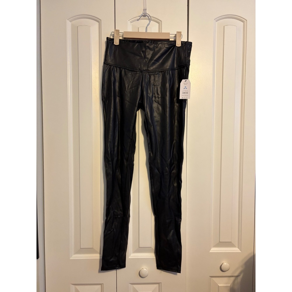 Time and Tru High Rise‎ Skinny Faux Leather Leggings Black Size Medium 8-10 NWT - Picture 3 of 5